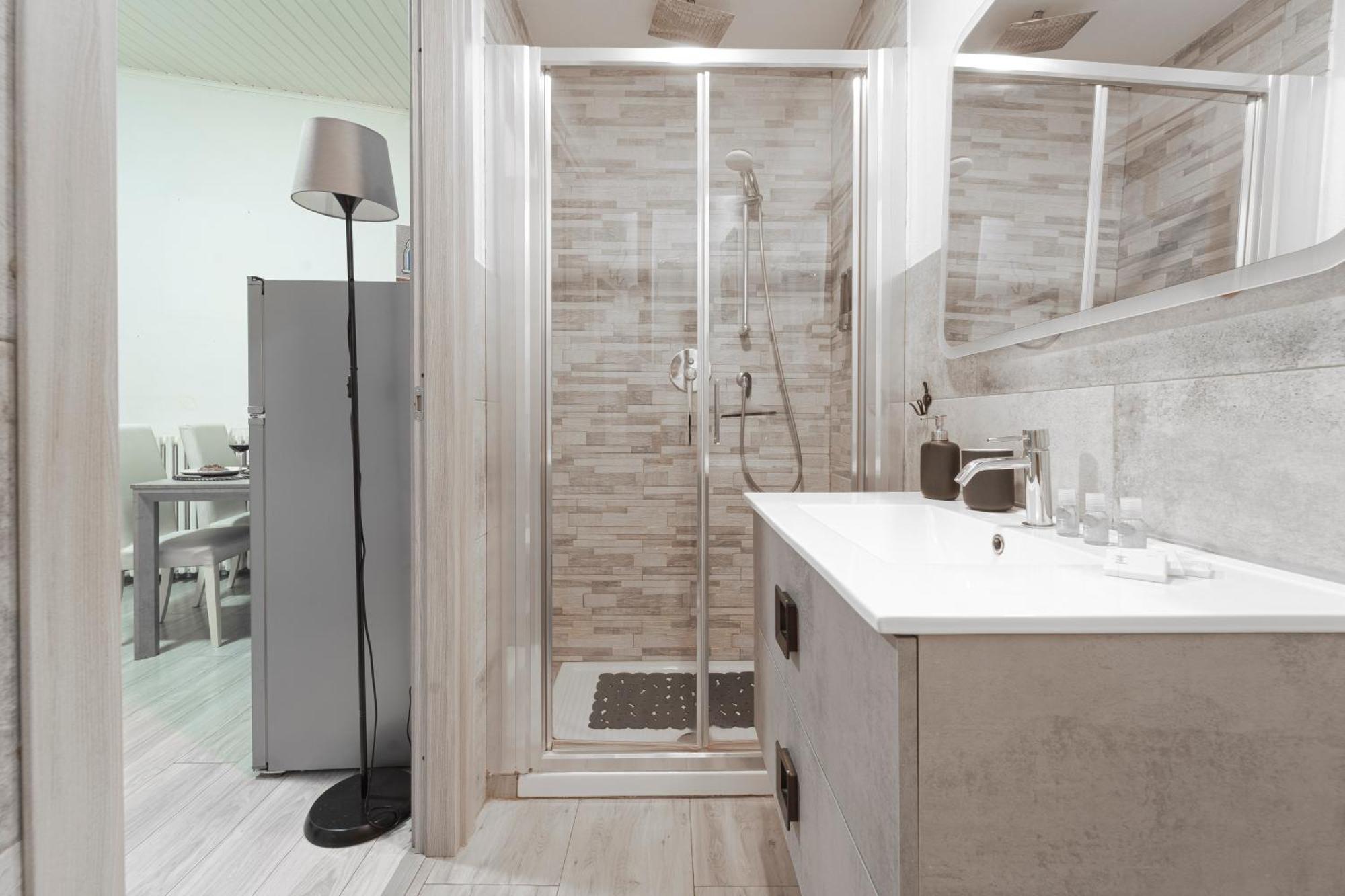 Art Design Apartment - City Center Milaan Buitenkant foto