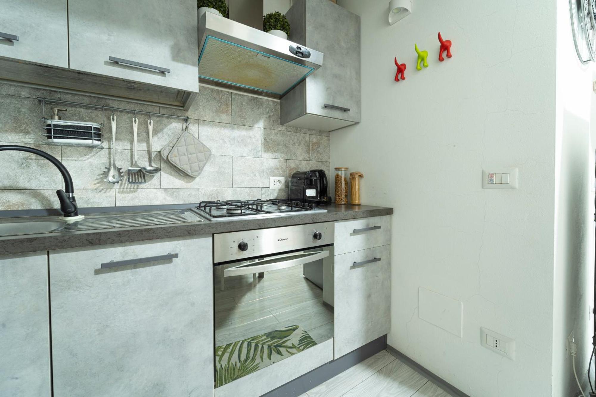 Art Design Apartment - City Center Milaan Buitenkant foto