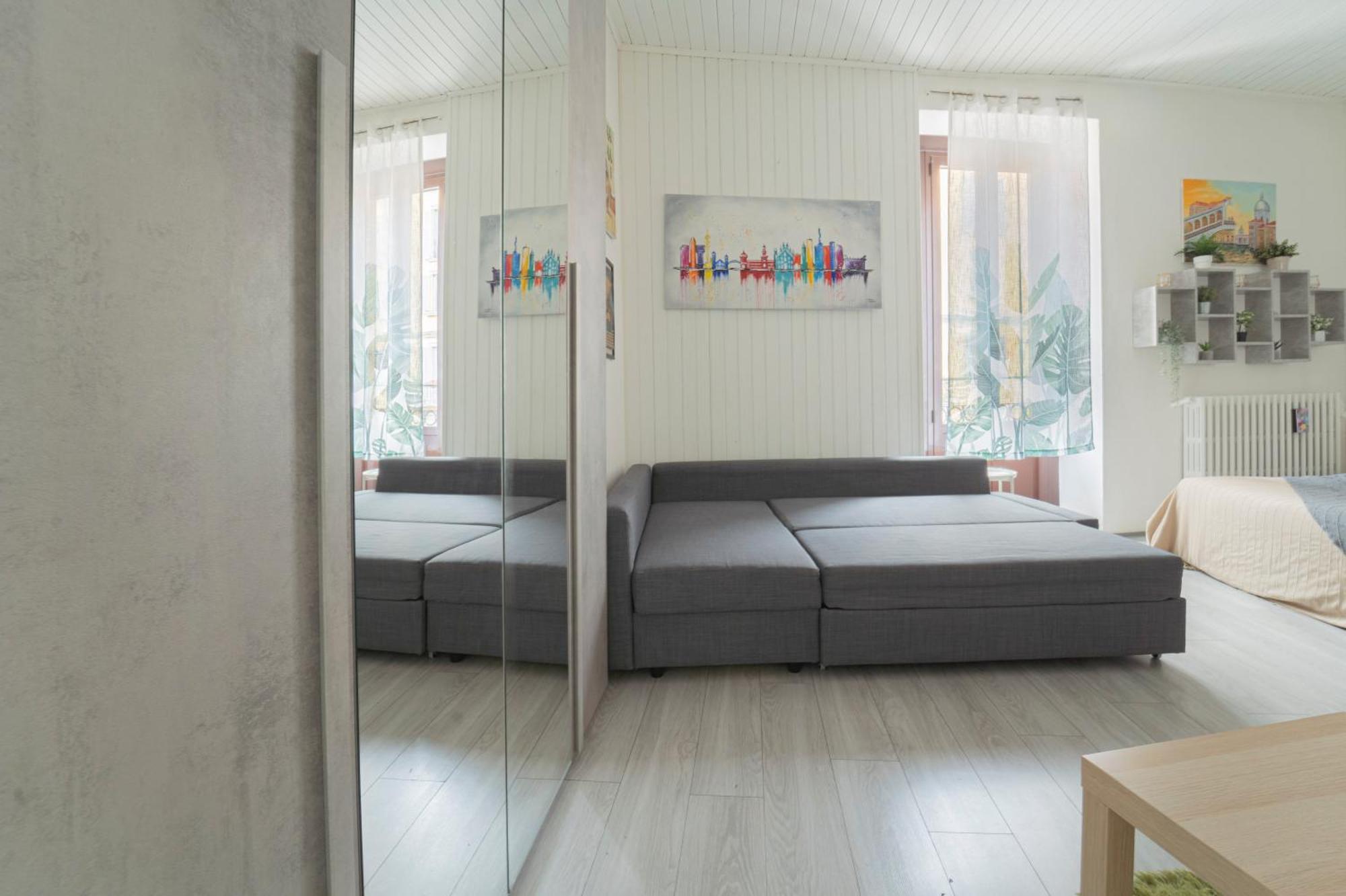 Art Design Apartment - City Center Milaan Buitenkant foto